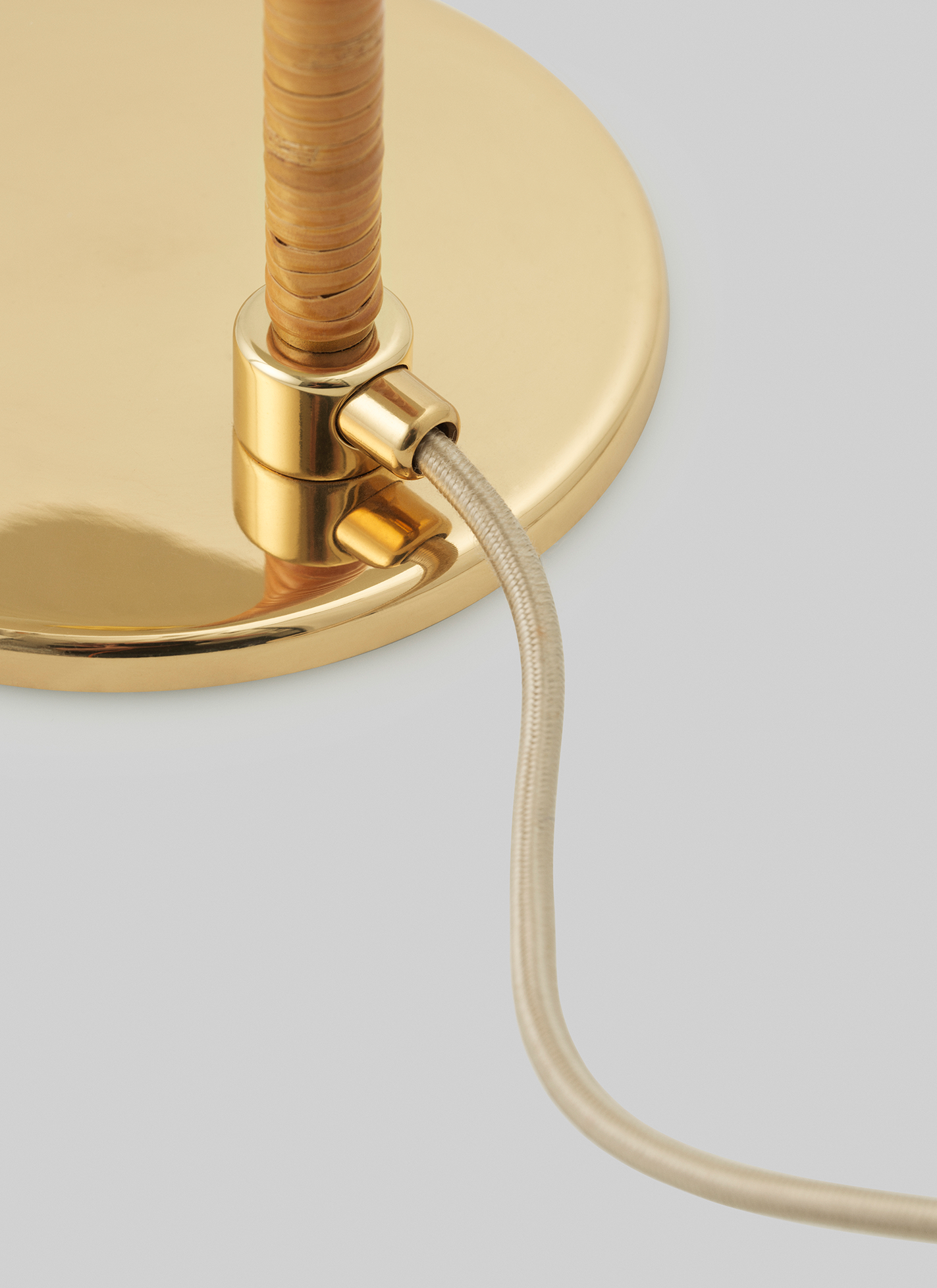 5321 Table Lamp