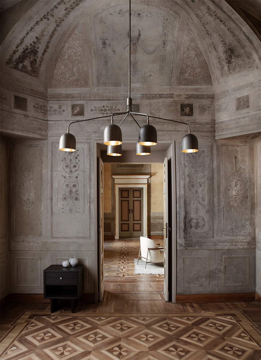 Howard Chandelier