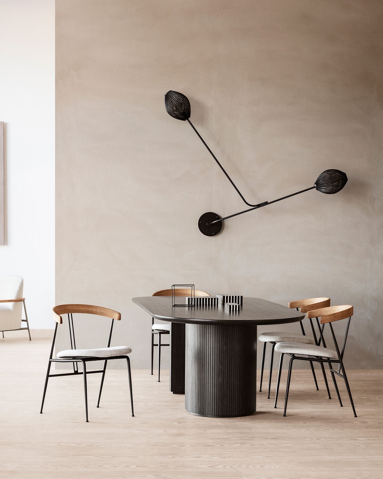 Satellite Wall Lamp