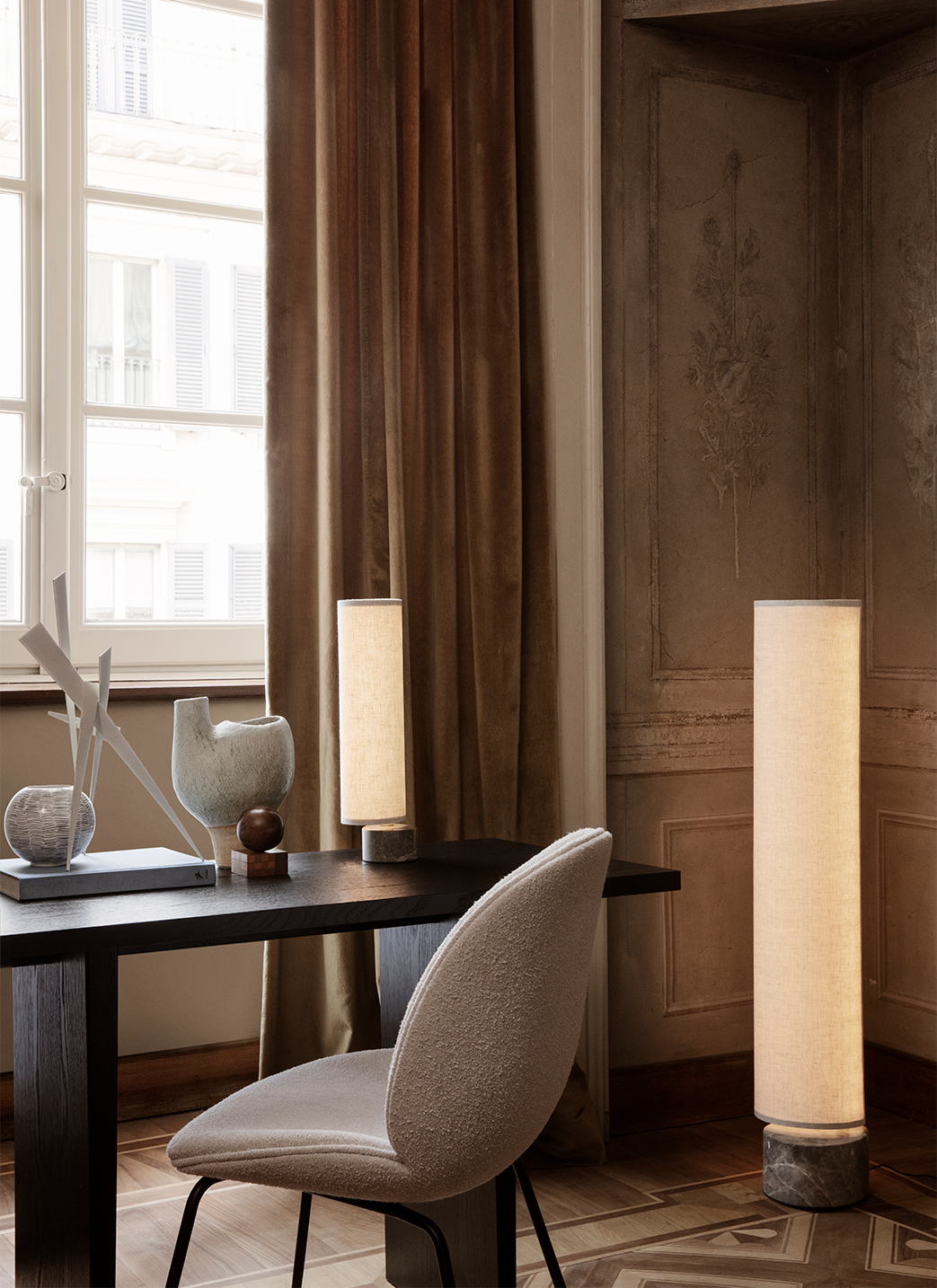 Unbound Table Lamp