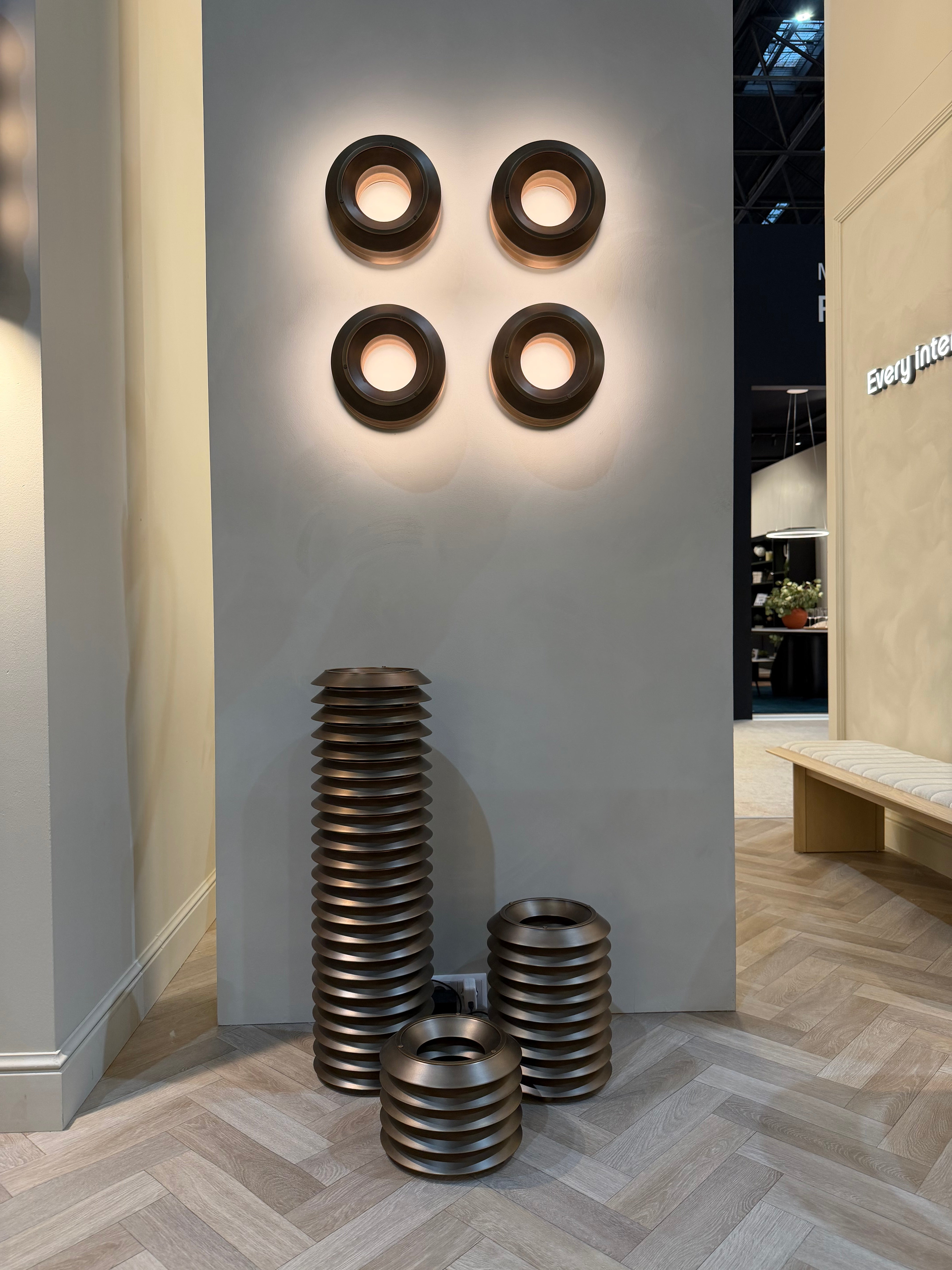 ROJI Floor lamp