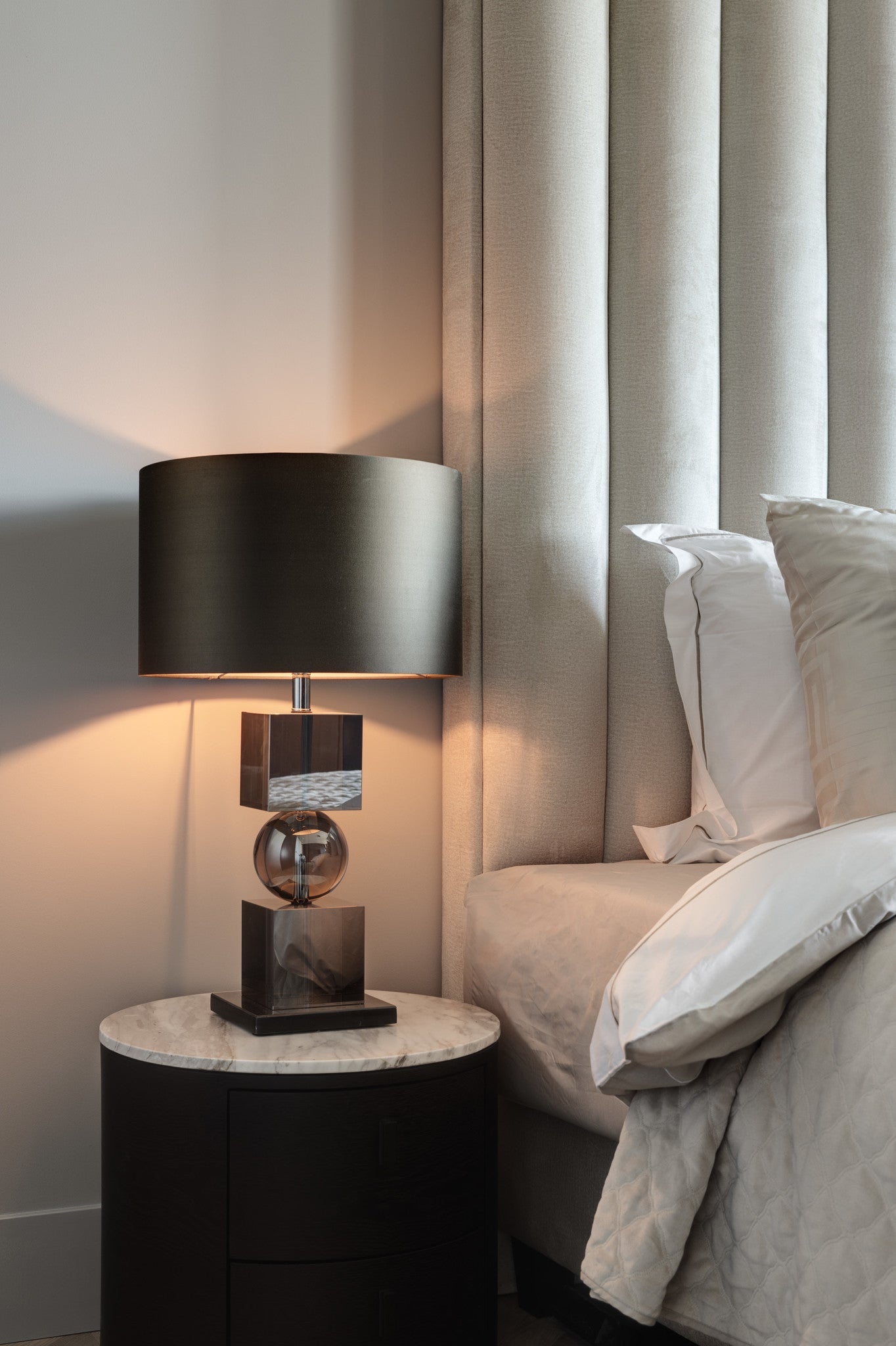 LONDON Table Lamp