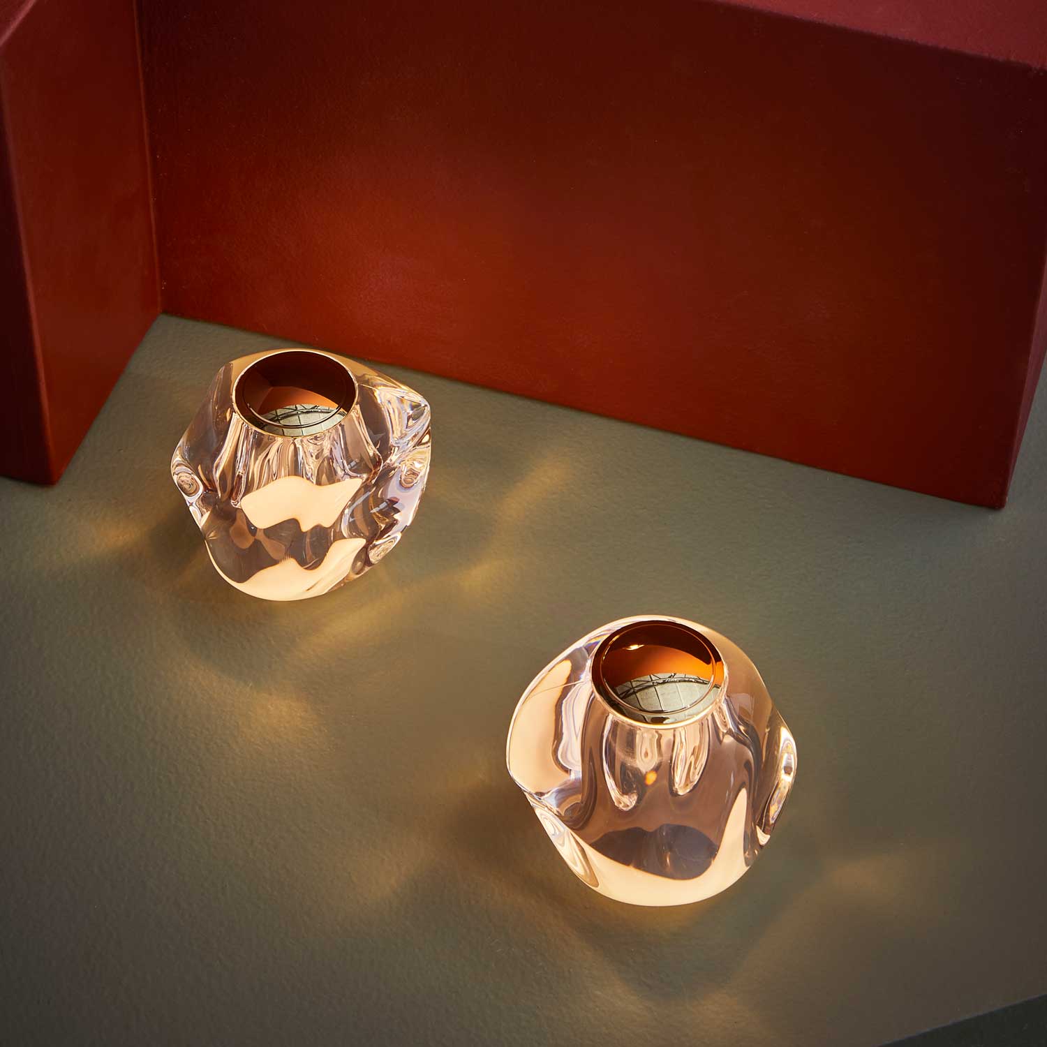 ICE BALL Table