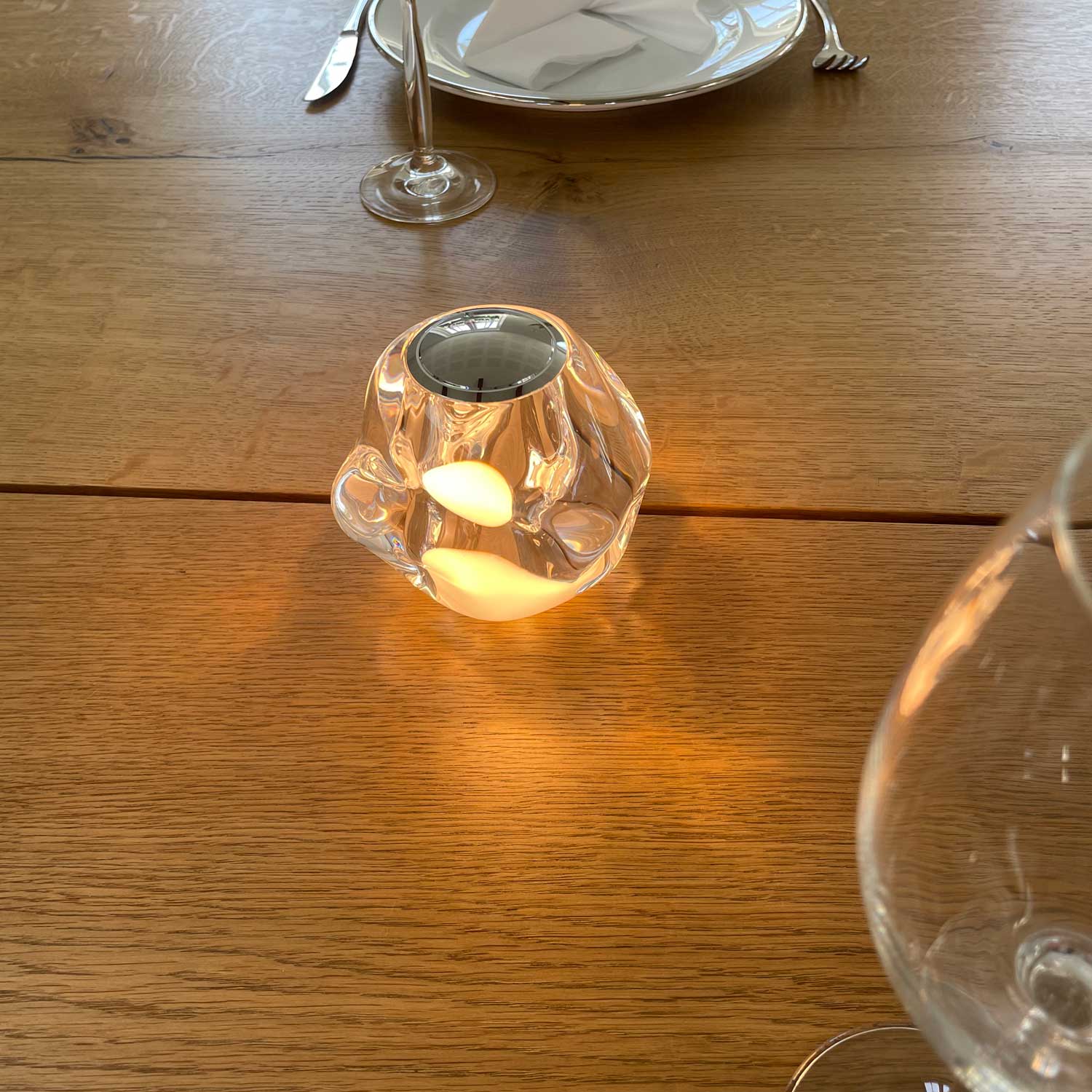 ICE BALL Table