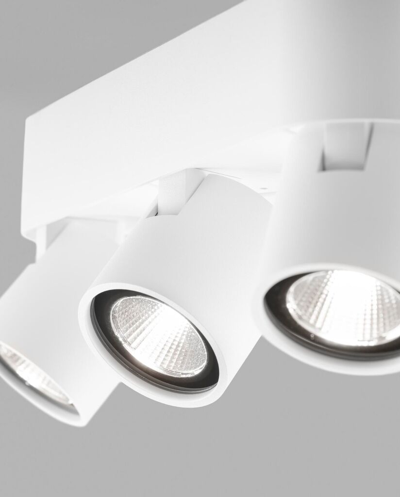 AURA C