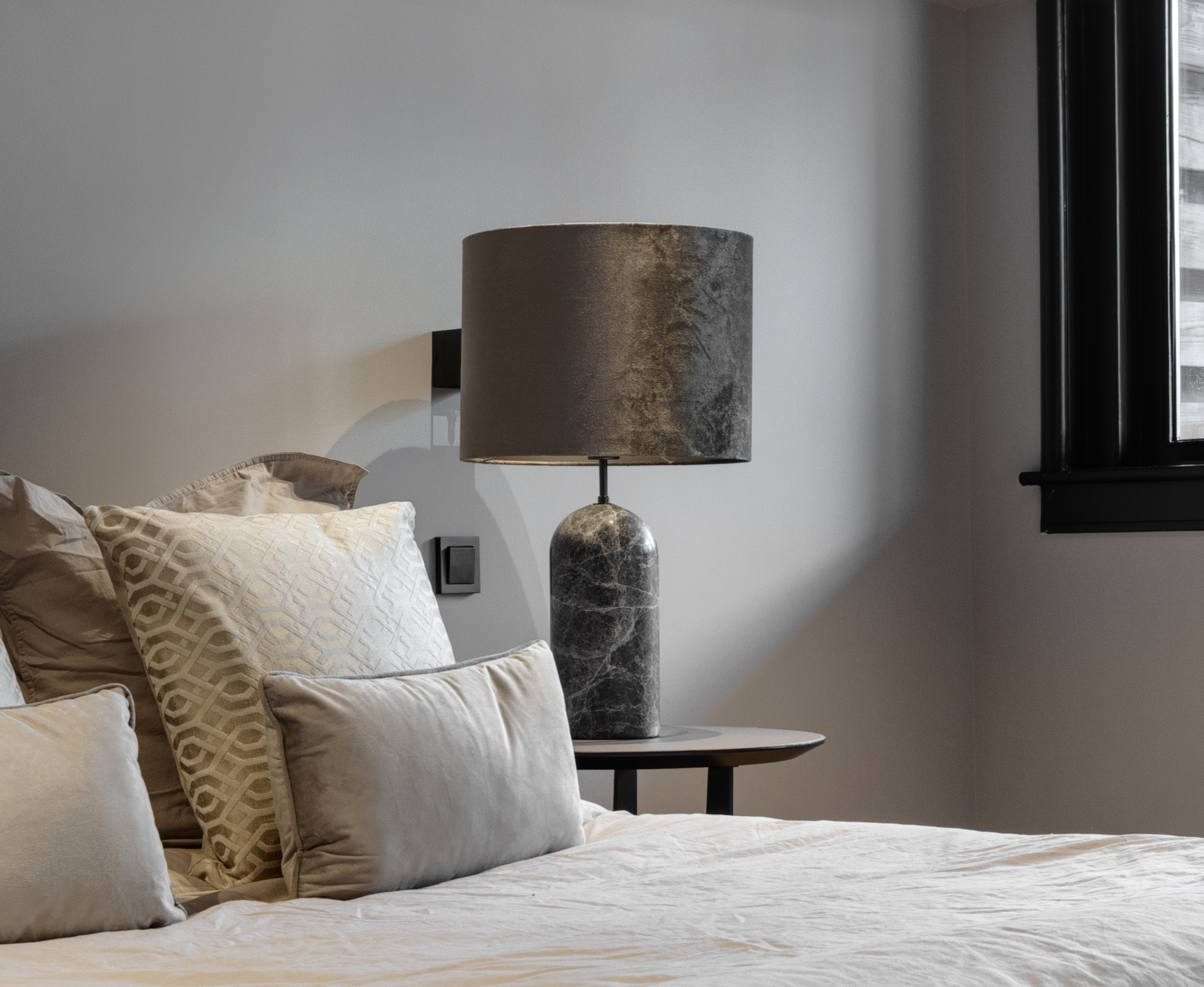 VERONA Table Lamp